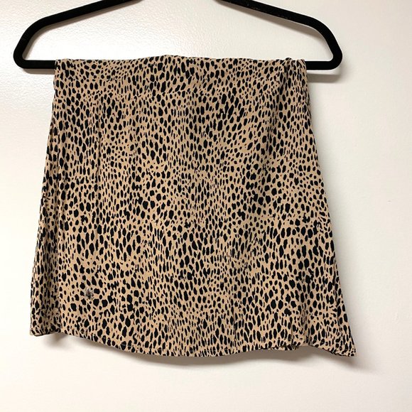 Brandy Melville Dresses & Skirts - BRANDY MELVILLE CHEETAH PRINT SKIRT